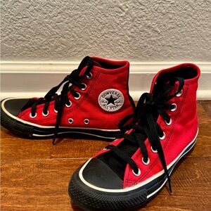One of a kind Converse!